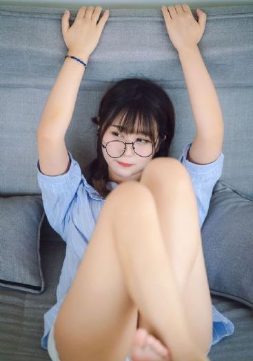欧美大牌连衣裙长袖_BD英语迅雷电影在线