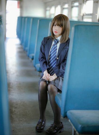 制服丝袜诱惑日韩_剧情片在线观看视频